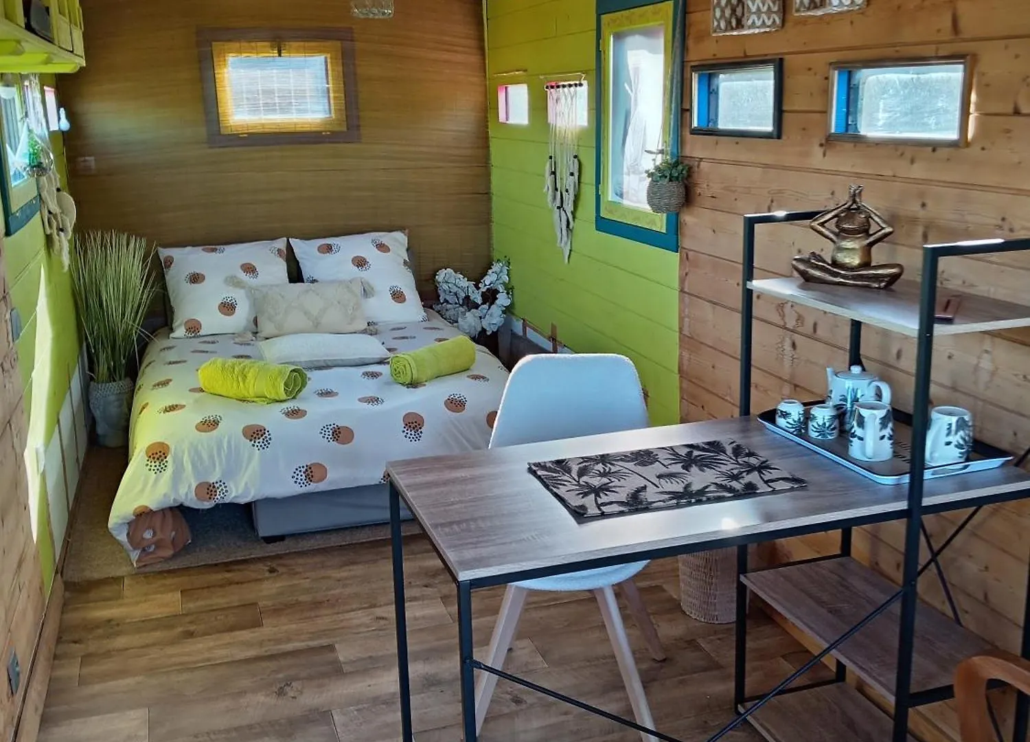 Roulotte De Bien Etre L'Eveil Des Sens Hotel Sarras Luxury tent